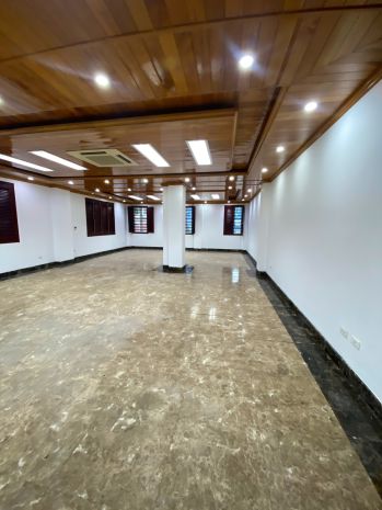 Cho thuê mặt bằng kinh doanh  mặt phố 95 đường láng, ngã 7214779