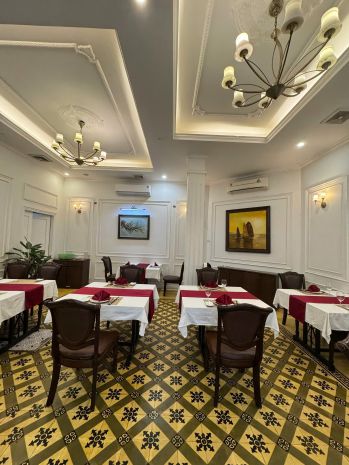 Nhà hàng mặt phố vip nguyễn khánh toàn, cầu giấy 263m2 7215528