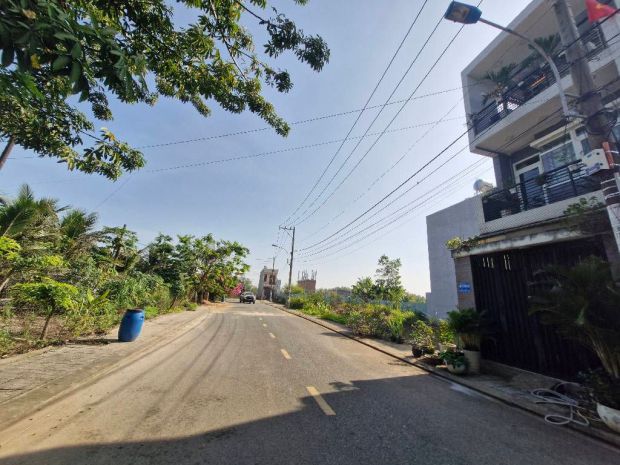 Bán đất 60m2  hxh , đường 8m, long phước , quận 9, giá 2 tỷ 7216330