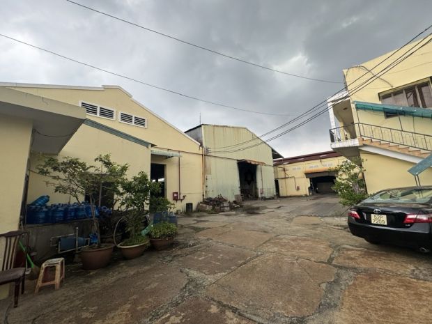Quận 12: kho xưởng 2 mặt tiền đông hưng thuận  4.200 m2 7216634