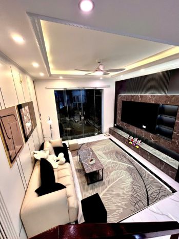 Nhà đẹp nguyễn văn linh  long biên - ngõ ô tô qua nhà 7217282