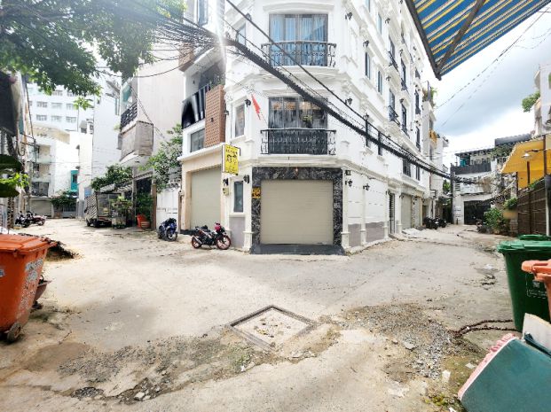 Nhà đẹp khu trung tâm 216 m2 7,6x29, hẻm xe tải 6 m 7217634