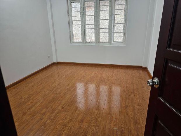 Nhà mới ngõ thông phố hoàng hoa thám 35m 5 tầng giá 9,8 tỷ 7218084