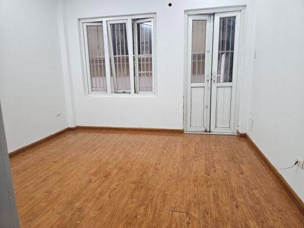 Nhà mới ngõ thông phố hoàng hoa thám 35m 5 tầng giá 9,8 tỷ 7218085