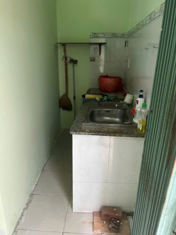 Nhà nguyên căn dương bá trạc. q.8 cũ giá 4 triệu 500 7218198