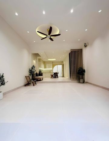 Nhà đẹp trường thọ  hẻm xe hơi  ngã tư thủ đức  chỉ 7.5 7218461