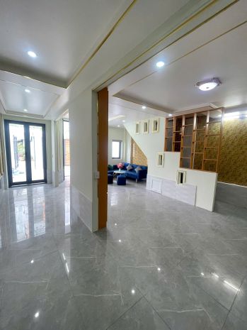 Bán nhà 2 tầng mặt tiền kinh doanh đa ngành,ngang 6m,gần 7218581