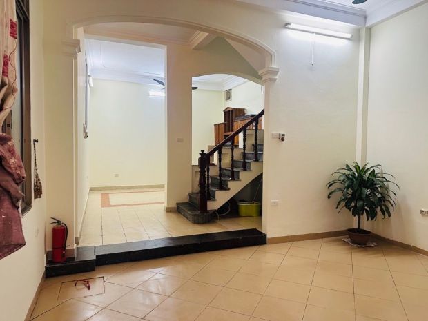 Bán nhà trịnh đình cửu, hoàng mai, lô góc 3 thoáng, ô tô, 7219209