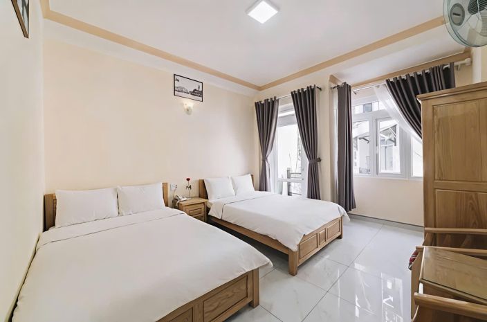 Cho thuê khách sạn trung tâm đà lạt 12 phòng giá 30tr 7219424
