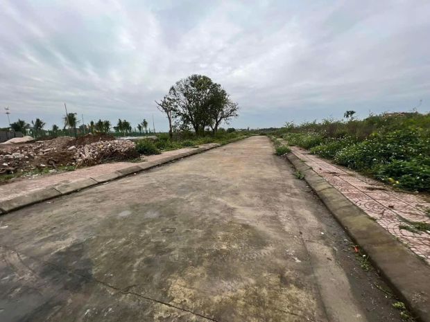 189m² tam kiệt  hữu bằng  trục đường 8m vỉa hè, sát hl 405 7219558