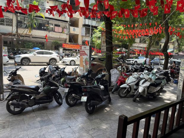 Cần sang nhượng nhà hàng tại khu vực trung tâm quận hoàn 7221037