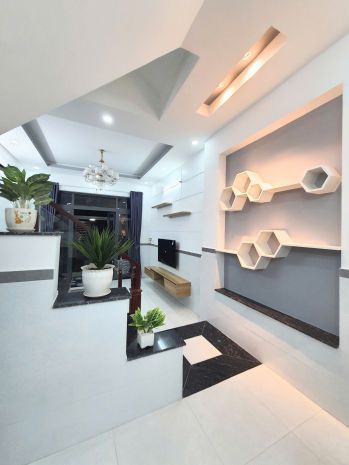 Bán nhà mới full nội thất đường số 8 linh xuân thủ đức tphcm 7223276