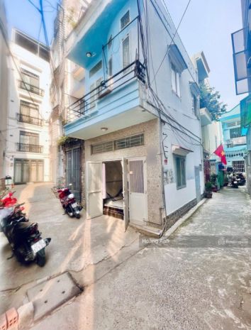 Chính chủ bán nhà 2 tầng ở đường  dương quảng hàm, hẻm 7224012