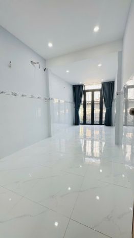 Quận 3- cmt8 - nhà mới ở ngay - không qui hoạch - 33m2 - 7224141