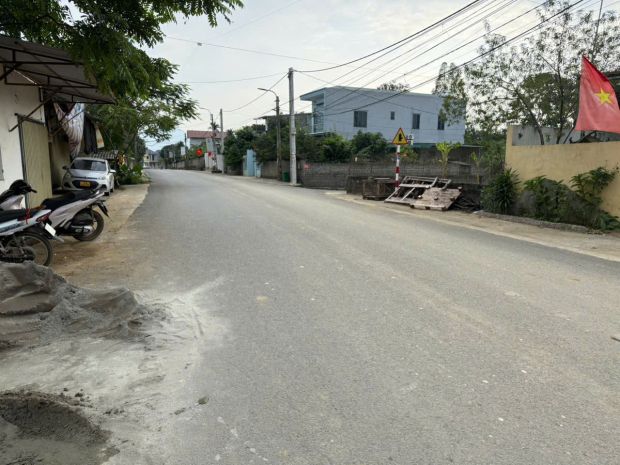 Chính chủ bán gấp lô đất trước tết  đất mặt đường nguyễn 7225332