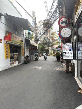 Bán nhà mặt tiền 54m2 3 tầng ngang 4,2m nở hậu kd đỉnh vip 7229368