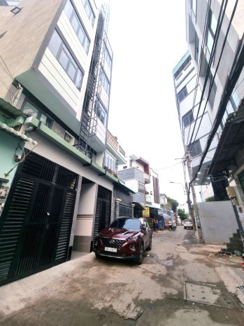 Bán chdv 33 phòng linh trung  full khách  thu 175trtháng 7229596