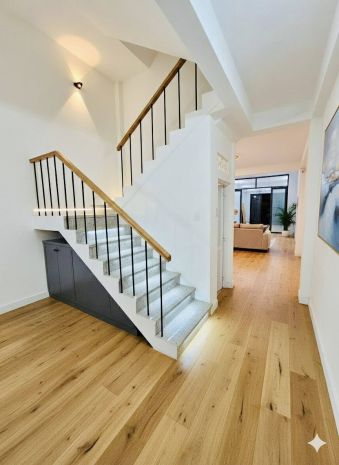 Mặt tiền khu bàn cờ họ lê  đường 16m có lề  4 tầng  103m 7230035