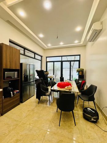 Biệt thự sân vườn dân xây phố ngọc thụy  dt 200m - mt 12m 7231156