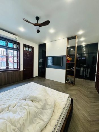 Biệt thự sân vườn dân xây phố ngọc thụy  dt 200m - mt 12m 7231157