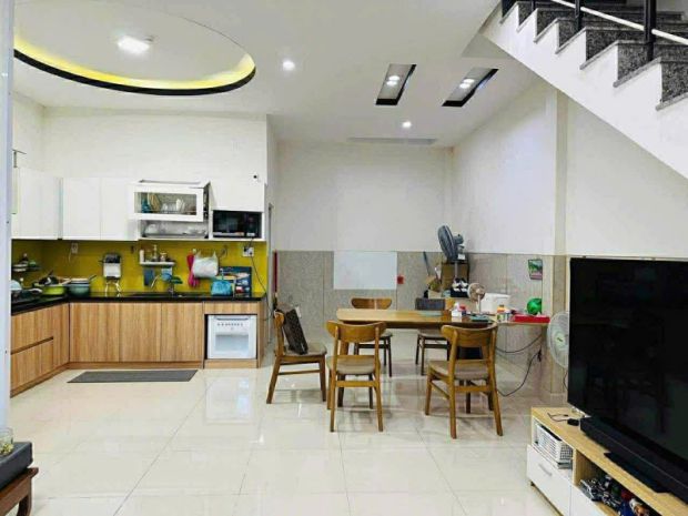 Nhà ngay chợ hòa cường, 15m ra mặt tiền, 64m2, 2 tầng, 7231540
