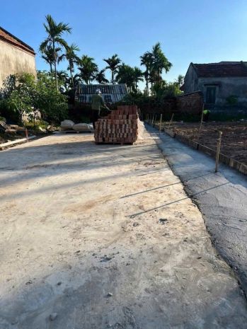 70.2m² kính trực  tân phong  giá 7xx triệu  lô 3 mặt 7232124