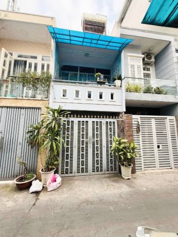 Nhà 2 tầng hxh đường âu dương lân p3q8 p.chánh hưng. giá: 7233153