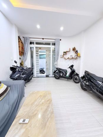 Sát mặt tiền - cmt8 - quận 10 -  4 tầng - 53m2 - hoàn công 7233966