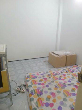 Nhà 2 tầng nở hậu hẻm thẳng cao lỗ p.chánh hưng. giá 3,48 7235043