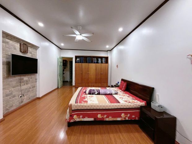 Bán gấp giá rẻ nhà phân lô xuân la tây hồ vỉa hè ô tô 30 tỷ. 7235077