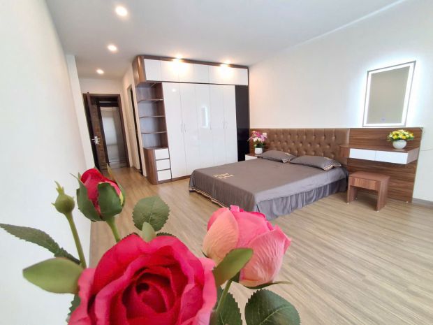 Bán nhà mới ô tô vào nhà phố nguyễn văn linh 45m2 x 6 tầng 7236434