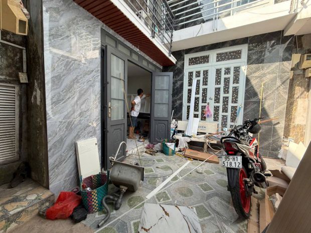 Bán nhà p.tân quy, q.7 cũ. sát chợ tâm quy giá 820 triệu 7236961