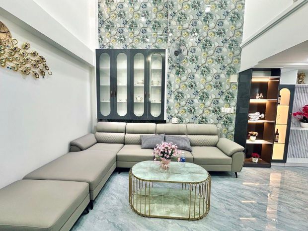 Cần bán nhà hẻm xe hơi phạm văn bạch 3 tầng 71m2 sát trường 7237514