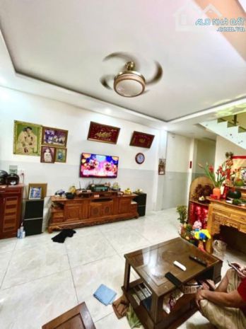 Bán nhà 60m2*3 tầng , hxh 7m, phường long trường , quận 9 7237556