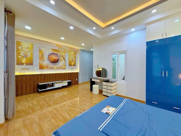 Bán nhà hxh tân sơn 4 tầng 74m2 4pn 3wc sát sân golf tân 7238333