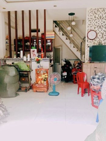 Bán nhà tân bình sát hxh  3 tầng btct  30m2  chỉ 3.x 7238760