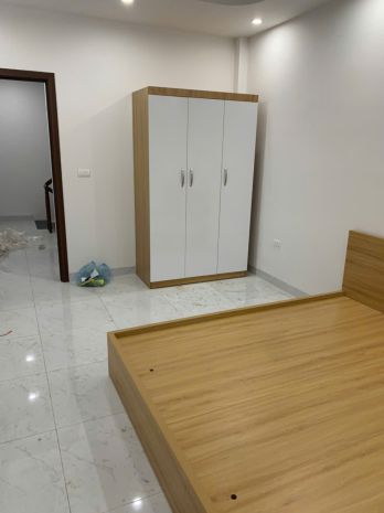 Chính chủ cho thuê nhà nguyên căn rộng rãi, vị trí đẹp tại 7244112