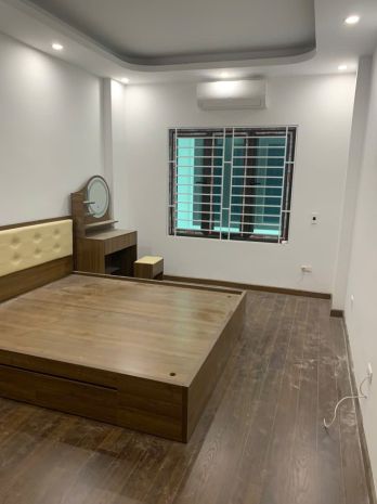 Chính chủ cho thuê nhà nguyên căn rộng rãi, vị trí đẹp tại 7244113