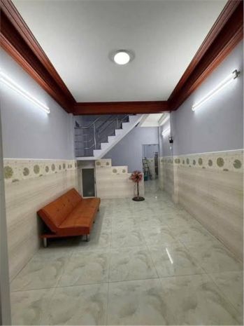 Nhà đường lạc long quân phường 3 quận 11 cũ .cách mặt tiền 7244454