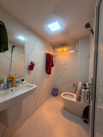 Lạc long quân 27m x6 tầng 7,9 tỷ dân xây,2 thoáng,gần 7244502