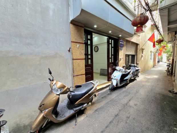 Cho thuê gấp nhà nguyên căn 25m2 4tầng 8.5trtháng kv ba 7247406