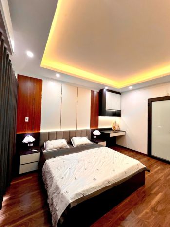 Nhà đẹp 5 tầng  ô tô qua nhà  nguyễn văn linh, long biên 7247456
