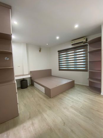 Nhà đẹp 5 tầng  ô tô vào nhà  nguyễn văn linh, long biên 7247464