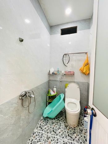 Nhà tô ký 4.8x22  q12 ngang gần 5m  đường 6m ô tô chỉ 7248221