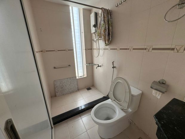 Bán nhà mặt tiền 59m2 4 tầng ngang 5.5m kd đỉnh phan văn 7251175