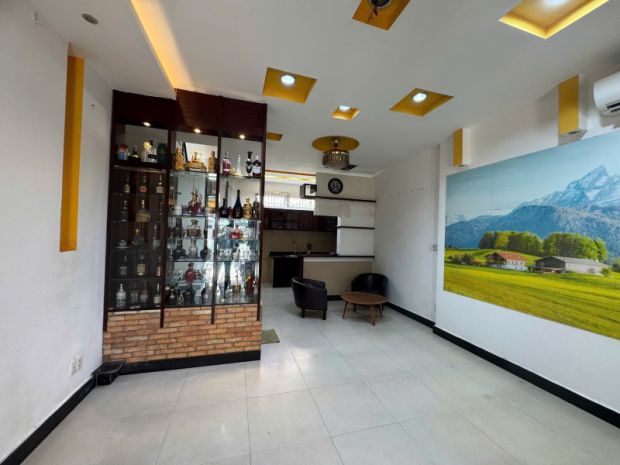 Bán nhà mặt tiền 59m2 4 tầng ngang 5.5m kd đỉnh phan văn 7251182