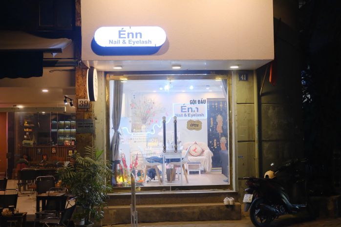 Do bầu bí không tuyển được nhân viên nên mình cần sang 7253557