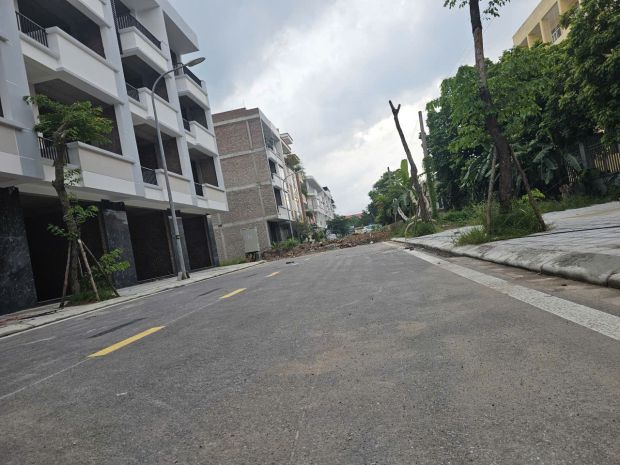 Nhà 4 tầng xây thô 105m2  nhỉ 6 tỷ tại kđt vạn cát, vị trí 7253707