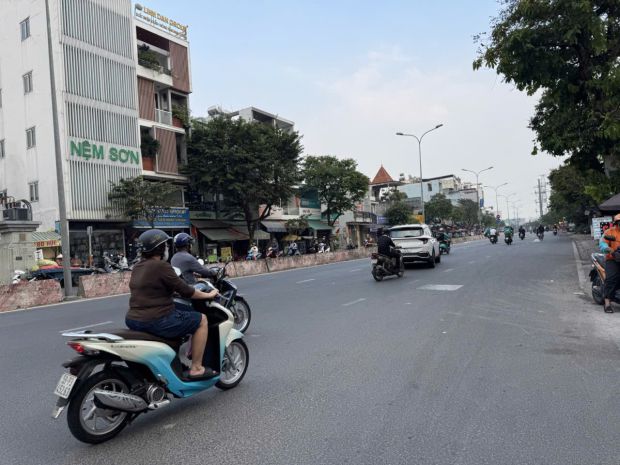 Bom tấn mặt tiền kinh doanh siêu lợi nhuận lê trọng tấn tân 7253835