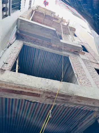 Chủ nhà xoè quạt quá tay nên gả sớm căn nhà phố ô cách  xây 7254444